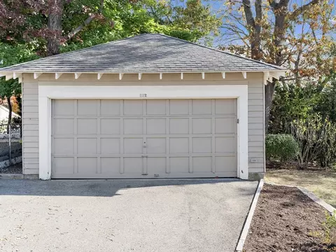1112 Greendale Ave, Needham, MA 02492 photo 22