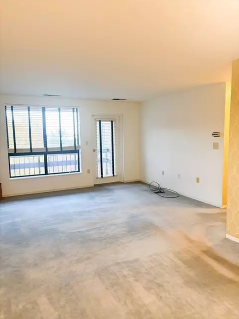 4 Summit Dr #4-602, Reading, MA 01867 photo 7