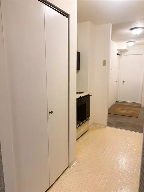 4 Summit Dr #4-602, Reading, MA 01867 photo 4