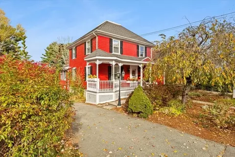 273 Pleasant St, Walpole, MA 02032