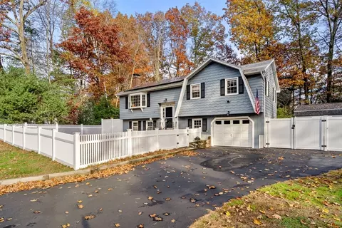 91 Quincy Rd, Tewksbury, MA 01876