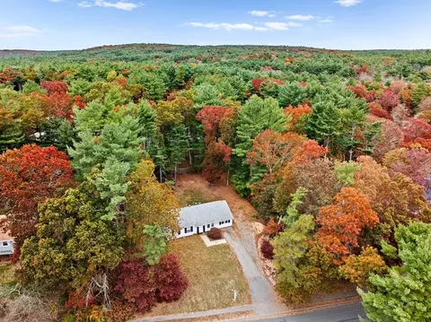 79 Flaggler Dr, Marshfield, MA 02050