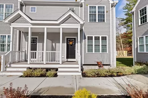 30 Old Washington St #5, Pembroke, MA 02359