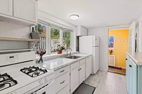 Kitchen - 117 Onset, Wareham, MA 02532 photo 1 of 3