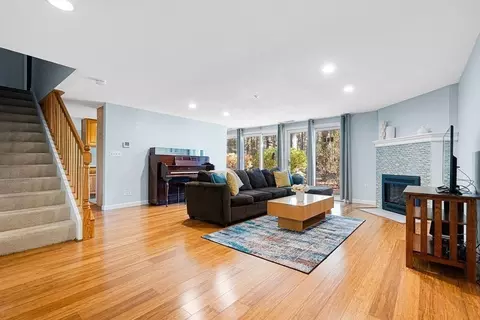 548 Great Elm Way #548, Acton, MA 01718