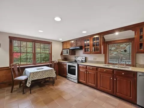 38 Mohawk Dr, Acton, MA 01720 photo 14