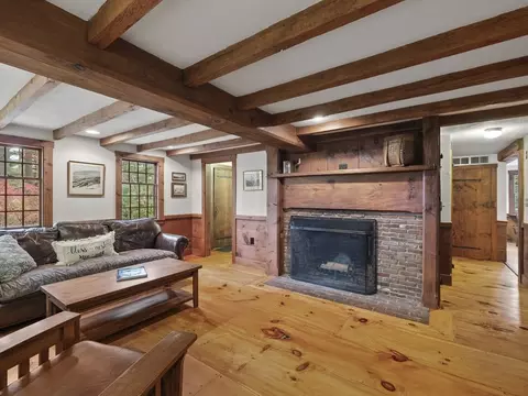 38 Mohawk Dr, Acton, MA 01720 photo 5