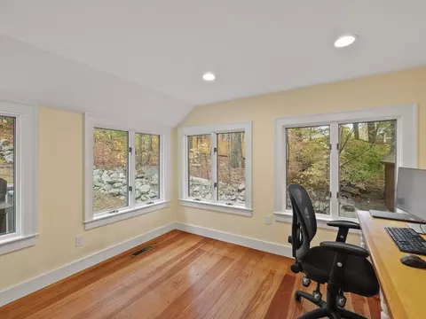 38 Mohawk Dr, Acton, MA 01720 photo 18