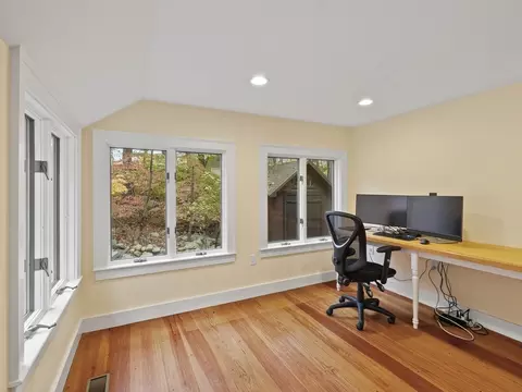 38 Mohawk Dr, Acton, MA 01720 photo 17