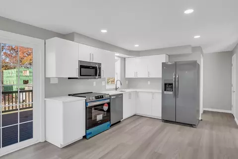 55 Fourth St, Worcester, MA 01602 photo 15