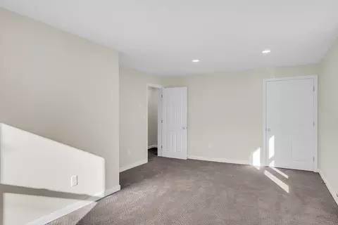 55 Fourth St, Worcester, MA 01602 photo 23
