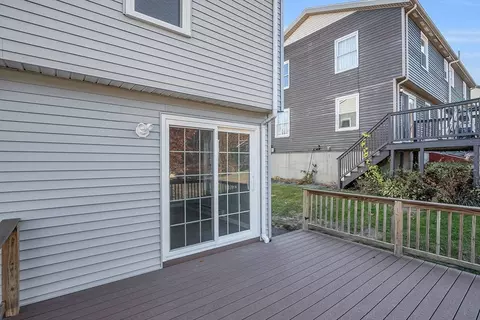 55 Fourth St, Worcester, MA 01602 photo 9