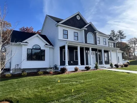23 St Paul Ln, Westford, MA 01886