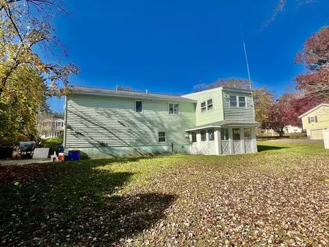 Exterior - 30 Hidden Rd, Methuen, MA 01844 photo 2 of 3