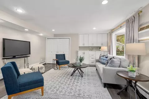 Living - 62 Gregory Rd, Framingham, MA 01701 photo 3 of 4