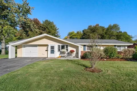 Exterior - 62 Gregory Rd, Framingham, MA 01701 photo 4 of 4