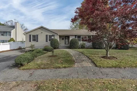 87 Rose Hill Way, Waltham, MA 02453