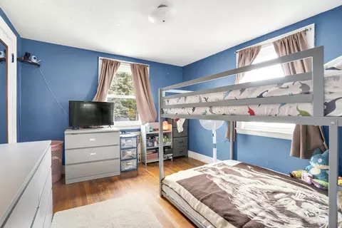 Bedroom - 39 Range Rd, Boston, MA 02124 photo 1 of 5