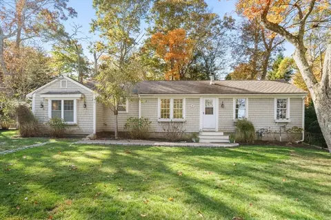 92 Timberlane Dr, Mashpee, MA 02649 photo 25