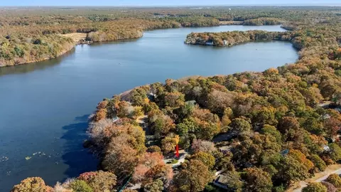 92 Timberlane Dr, Mashpee, MA 02649 photo 2