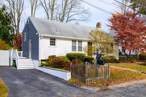 26 Digby Ave, Brockton, MA 02301