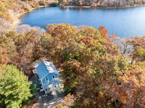 21 Brooks Ln, Plymouth, MA 02360