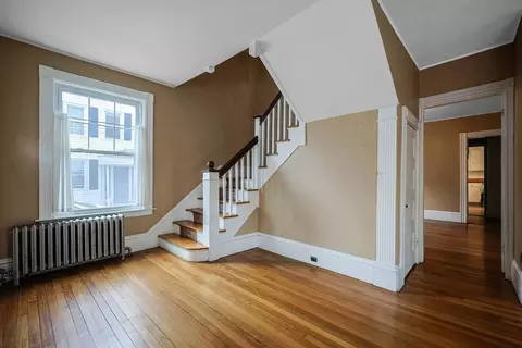 3 Bennett St, Woburn, MA 01801