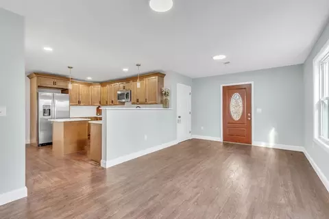 9 3rd Ave, Ware, MA 01082 photo 9