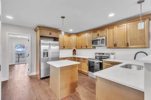 9 3rd Ave, Ware, MA 01082 photo 12