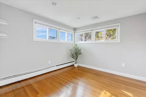 1 Mitchell Ln, Wakefield, MA 01880 photo 17