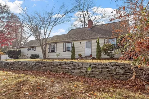 10 Tanglewood Rd, Paxton, MA 01612