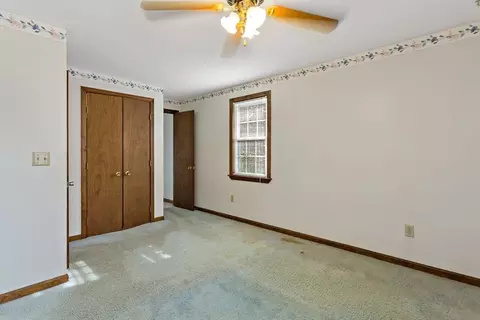 Bedroom - 30 Thom Ave, Bourne, MA 02532 photo 2 of 4