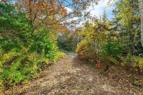 Exterior - 30 Thom Ave, Bourne, MA 02532 photo 7 of 7