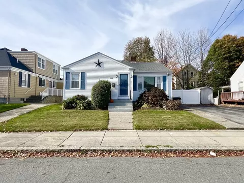 182 Read St, Fall River, MA 02720 photo 2