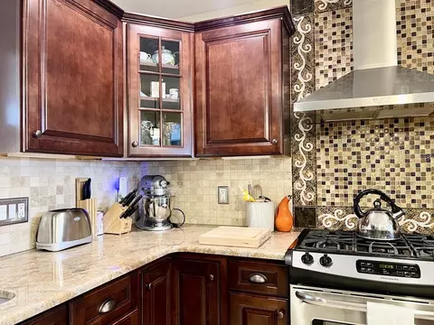 182 Read St, Fall River, MA 02720 photo 11