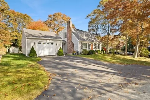 20 Carlton Rd, Bourne, MA 02532