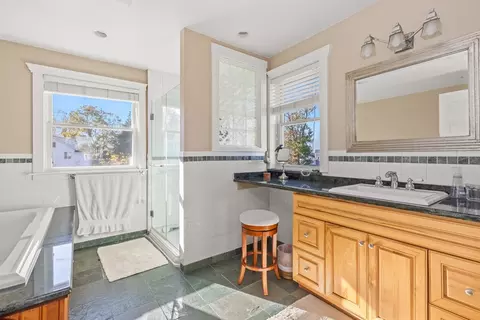 Bath - 19 Riverside Rd, Gloucester, MA 01930 photo 3 of 4