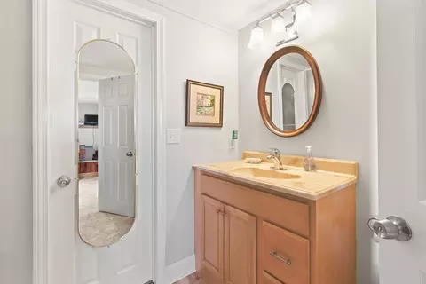 Bath - 19 Riverside Rd, Gloucester, MA 01930 photo 2 of 4