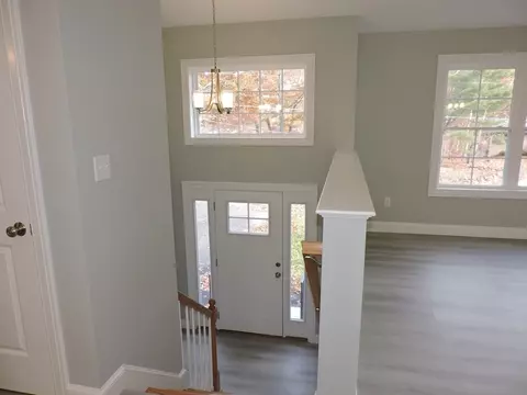 Entry Way - 42 Scenic Ave, Webster, MA 01570 photo 2 of 4