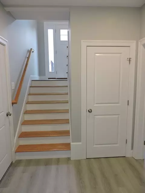 Entry Way - 42 Scenic Ave, Webster, MA 01570 photo 4 of 4