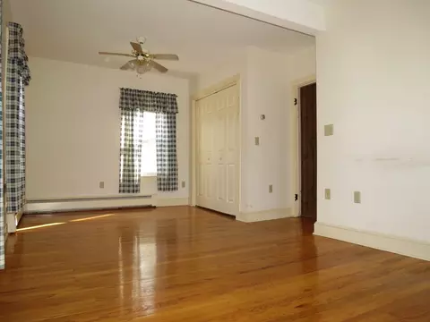 134 John St, Clinton, MA 01510 photo 12