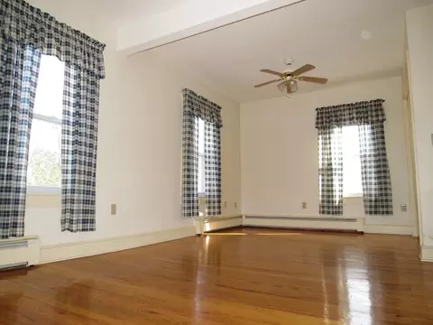 134 John St, Clinton, MA 01510 photo 10
