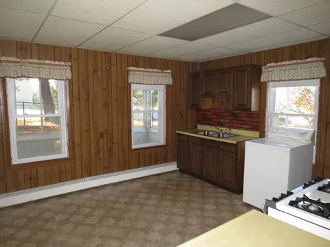 134 John St, Clinton, MA 01510 photo 13