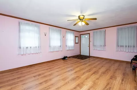 19 Dewitt Rd, Stoneham, MA 02180 photo 15