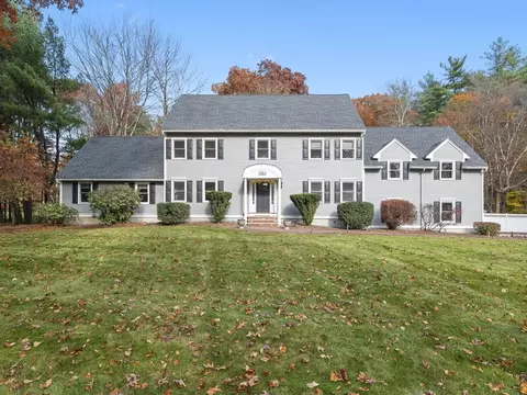 242 Riverbend Dr, Groton, MA 01450