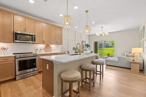 300 Martins Landing Way #102, North Reading, MA 01864