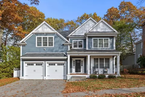 217 Hillcrest Rd, Needham, MA 02492