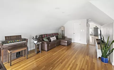 Entry Way - 227 Nesmith #E, Lowell, MA 01852 photo 1 of 1