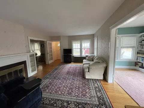 6 Mortimer St, Springfield, MA 01109 photo 6