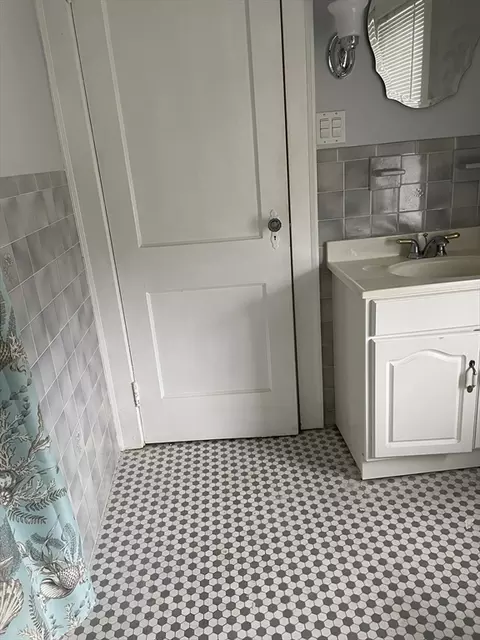 6 Mortimer St, Springfield, MA 01109 photo 29